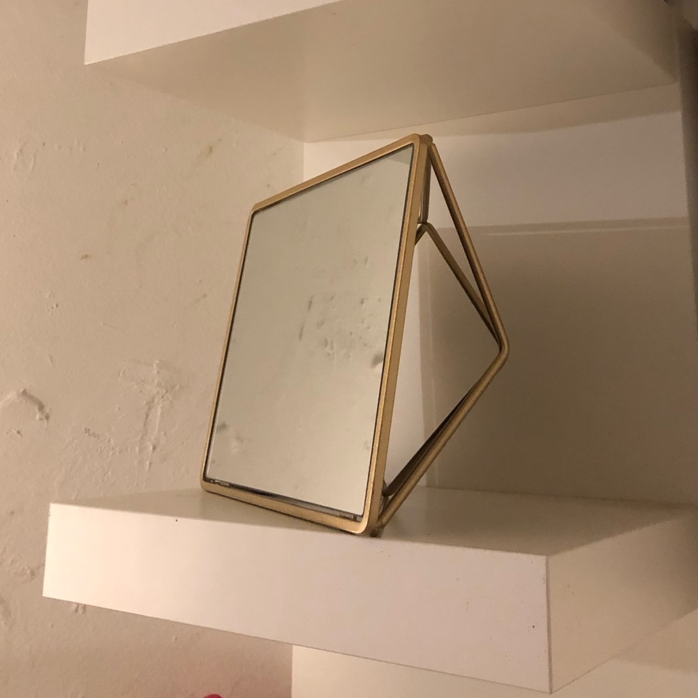 Gold Mirror Decor